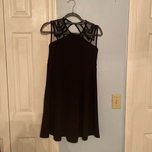 Honey and rosie, black, size 16